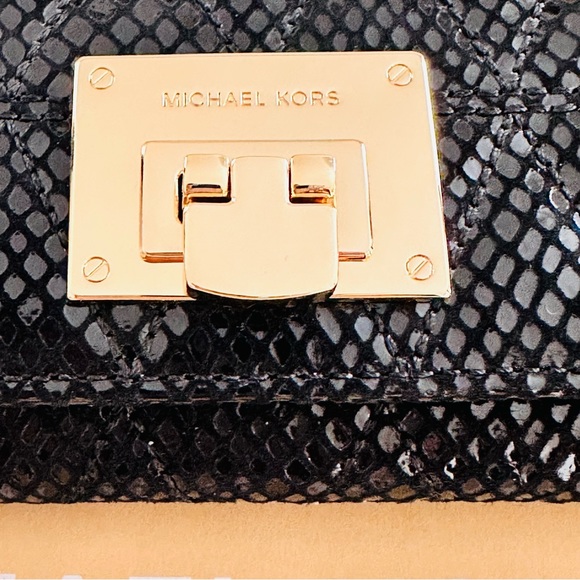 NWT Michael Kors Quilted Leather Carryall/Wallet Black Gold Vivianne Glitter - Picture 2 of 12